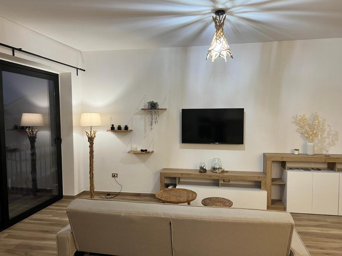 Apartament Al Vicolo Stretto Brancaleone Marina Zewnętrze zdjęcie
